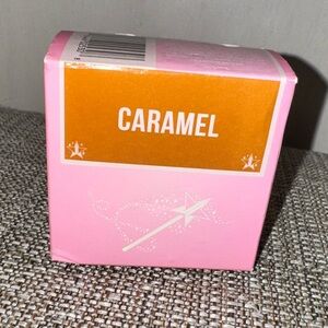 Jeffree Star magic star setting powder